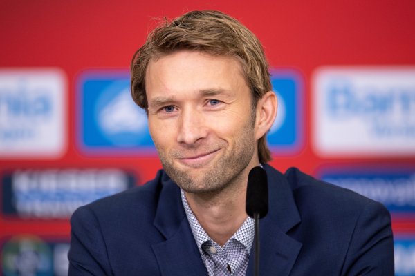 药厂总监:球队已经很好地完成了重建,未来我们还能争夺魁  军